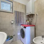 Buneta By Interhome Ližnjan